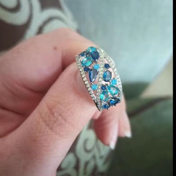 🩵 Blue Crystal Cz Diamond Wide Band  Ring 💎 - Picture 10 of 16